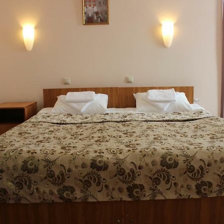 Gostinitsa Akademicheskaya Kaliningrad Hotel Екстериор снимка